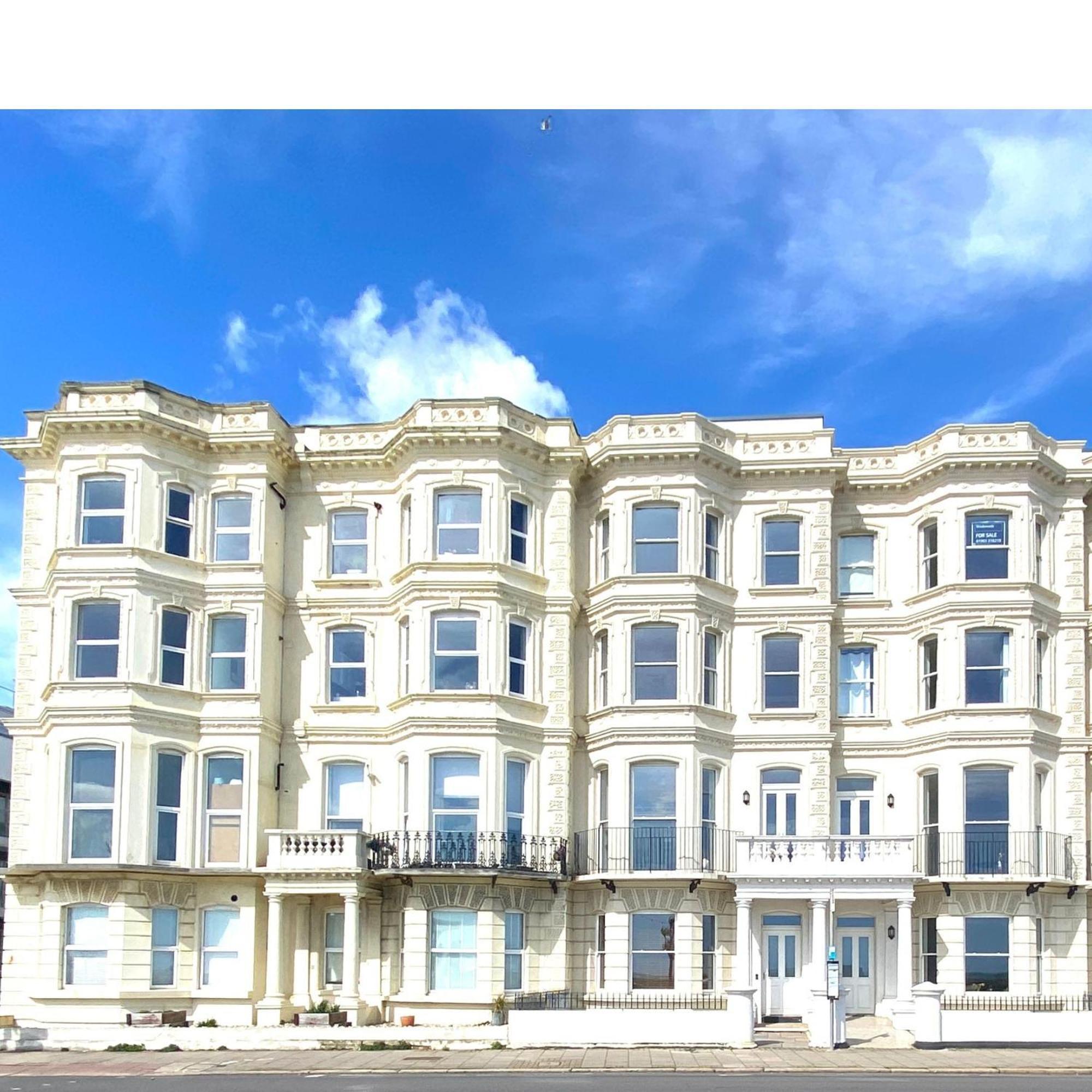 Stunning 2 Bed Apartment Sea Views And Parking Вортінг Екстер'єр фото